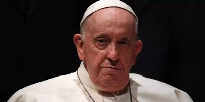 Le pape François confie souffrir d'une bronchite, de nouveaux rendez-vous annulés