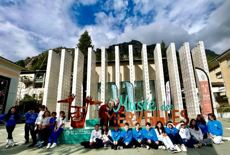 Ils ont rencontré l'auteur Jacques Drouin: des collégiens de Saint-Dalmas à la découverte du patrimoine local au musée des Merveilles à Tende