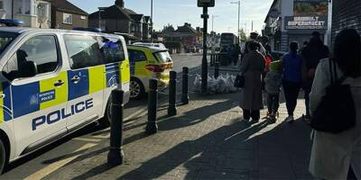 Au moins quatre blessés et un enfant de 13 ans tué dans une attaque à l'épée à Londres, un homme arrêté