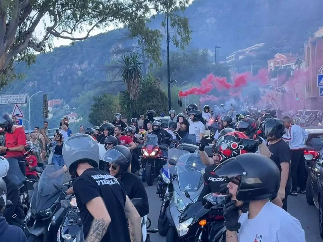 On a suivi les supporters de l'OGC Nice pour le déplacement le plus court de France avant le derby face à Monaco