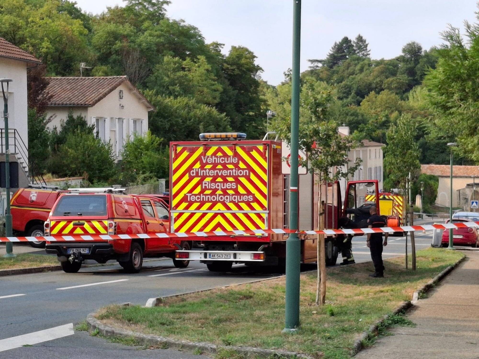 Le colis suspect devant la mairie contenait... un sextoy