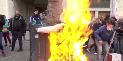 Une effigie d'Emmanuel Macron brûlée à Grenoble, une enquête ouverte