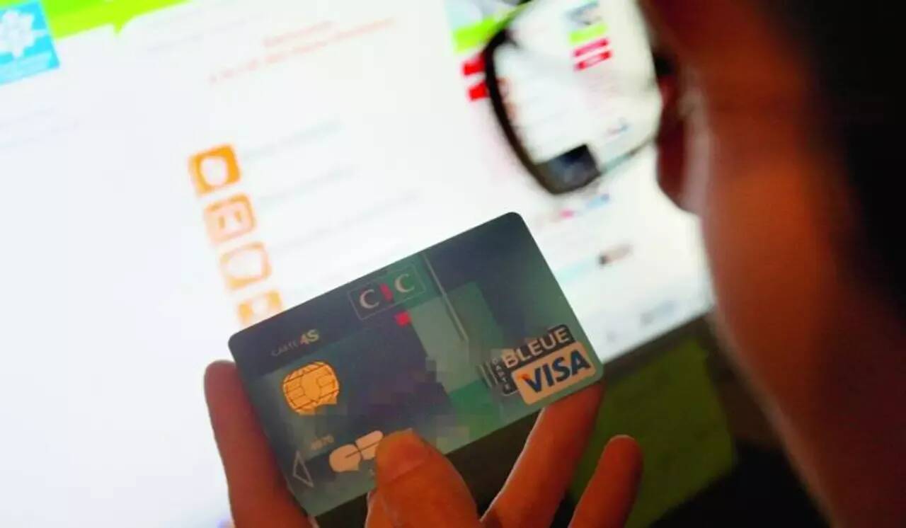 "Les victimes sont mises en confiance par un discours bien ficelé": un juriste décrypte le phénomène des fraudes bancaires