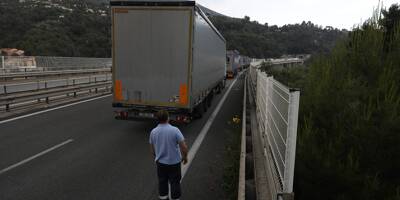 Camion-citerne renversé sur l'autoroute: les bretelles d'entrées rouvertes, encore 14km de bouchons dans les Alpes-Maritimes