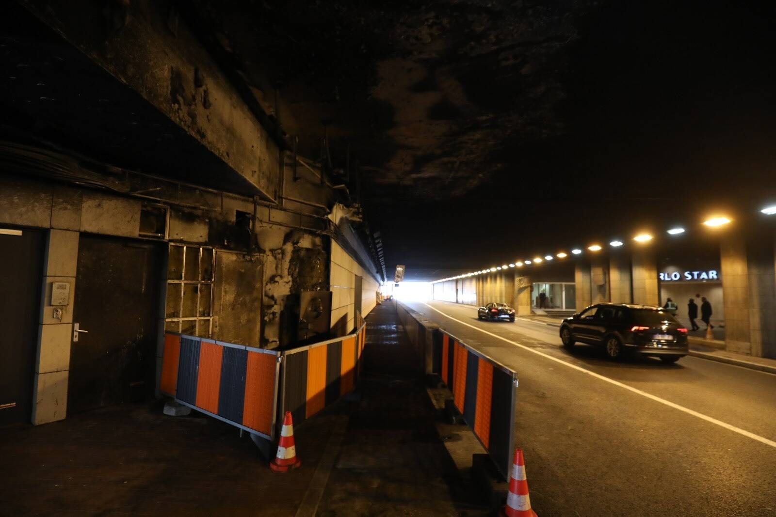 After a tragic accident in Monaco that left three people dead, the Louis-II tunnel has reopened to traffic.