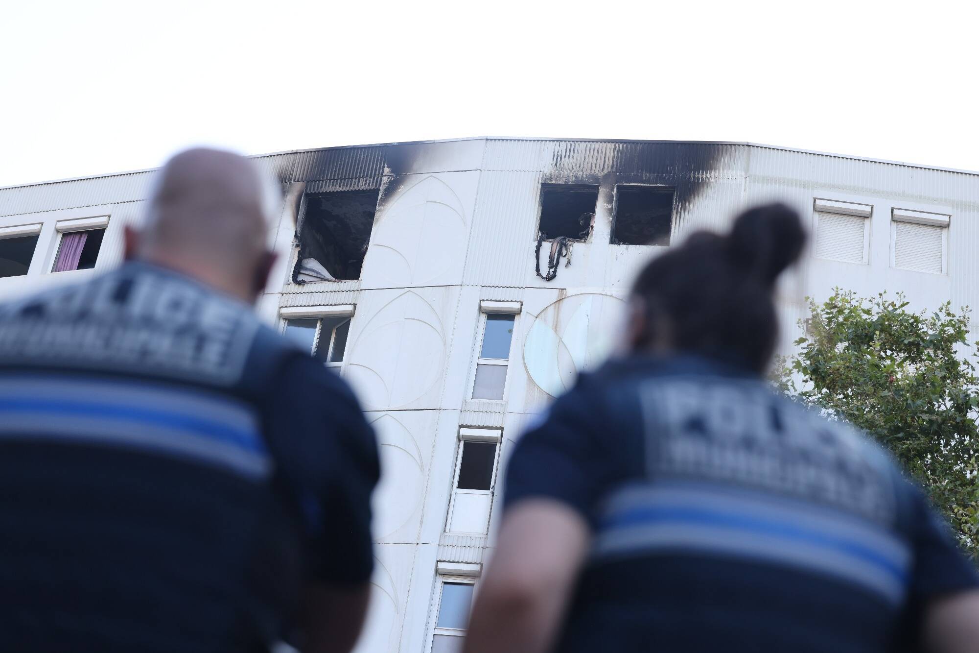 Incendie dans le quartier des Moulins à Nice: 7 morts dont 3 enfants, la piste criminelle privilégiée... ce que l'on sait à 9 heures
