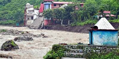 Au moins 65 morts après des pluies diluviennes en Inde
