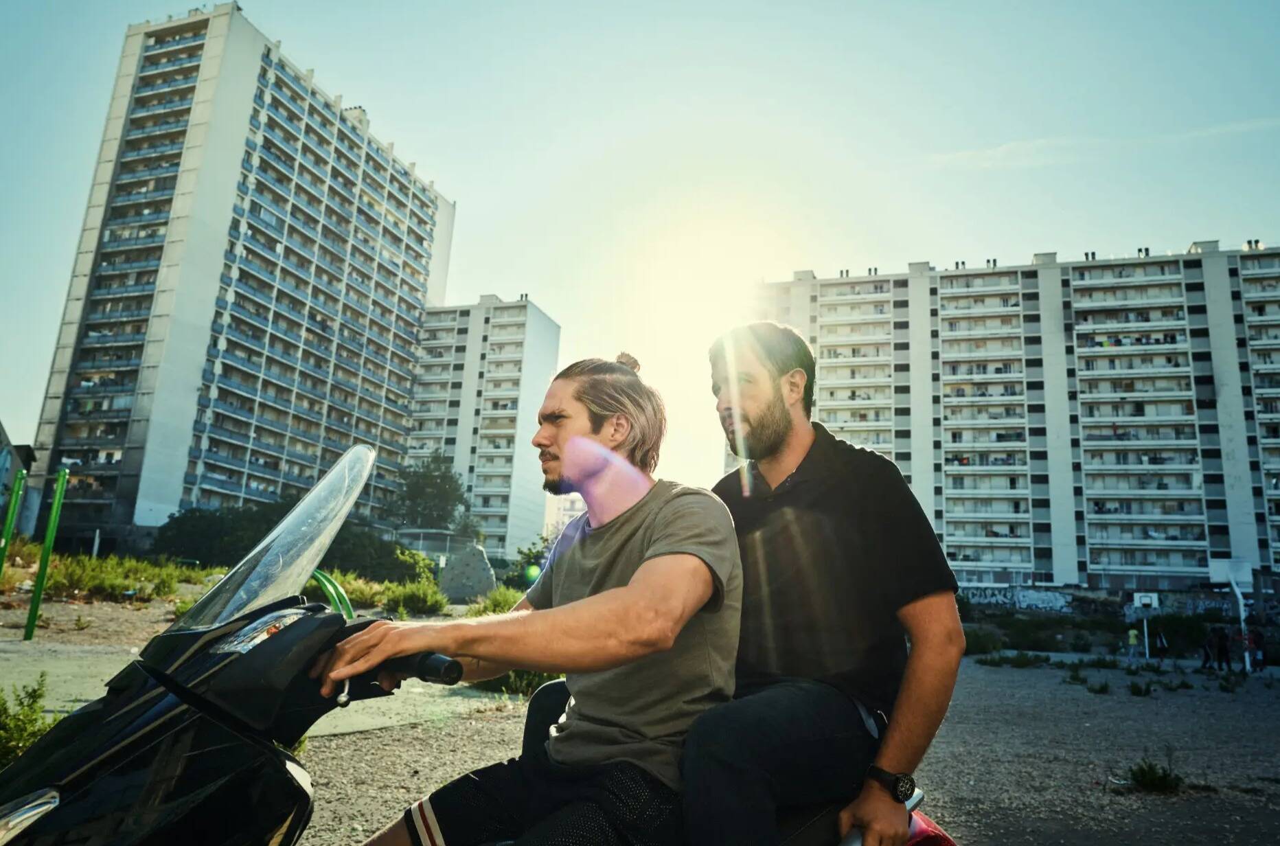 "Peut-être que je vais voter Le Pen après ça": le film "Bac nord" sur la police marseillaise fait débat au Festival de Cannes
