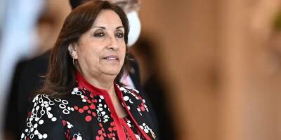 La présidente du Pérou, Dina Boluarte, appelle le Parlement à avancer les élections