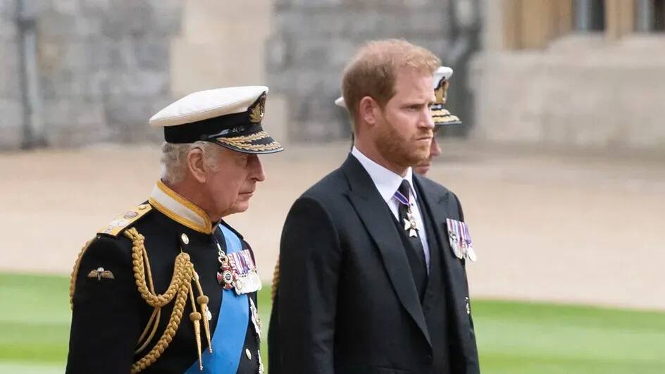 Le prince Harry va assister au couronnement de son père Charles III, mais sans sa femme Meghan