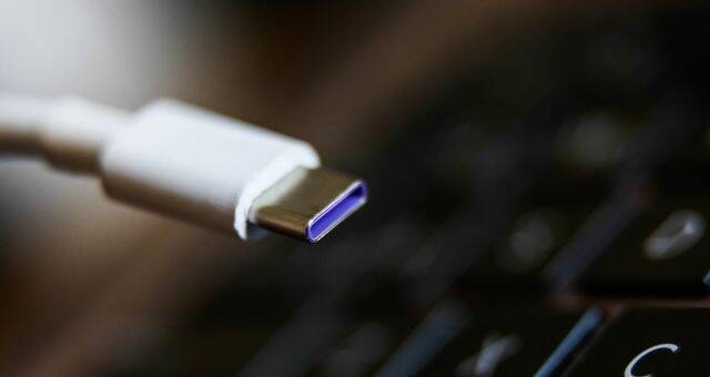 Le chargeur universel USB-C devient obligatoire le 28 décembre: voilà ce que ça change pour vos téléphones, tablettes et ordinateurs portables