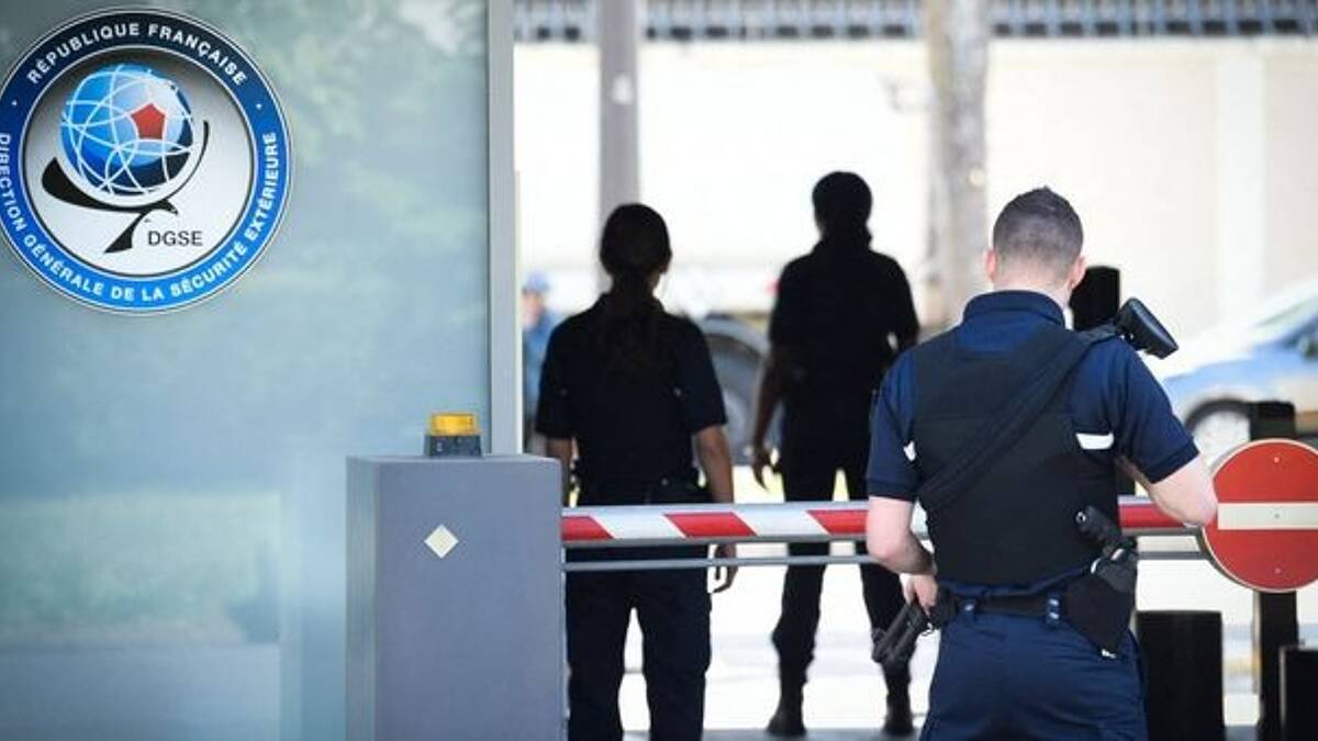 Après les accusations d'ingérences françaises dans la campagne  présidentielle en Roumanie, les renseignements roumains démentent la venue  du patron de la DGSE - Var-Matin