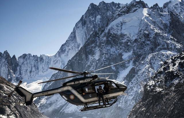Samedi meurtrier sur les pistes savoyardes: après la mort d'une skieuse en Isère, deux randonneurs décèdent dans une avalanche