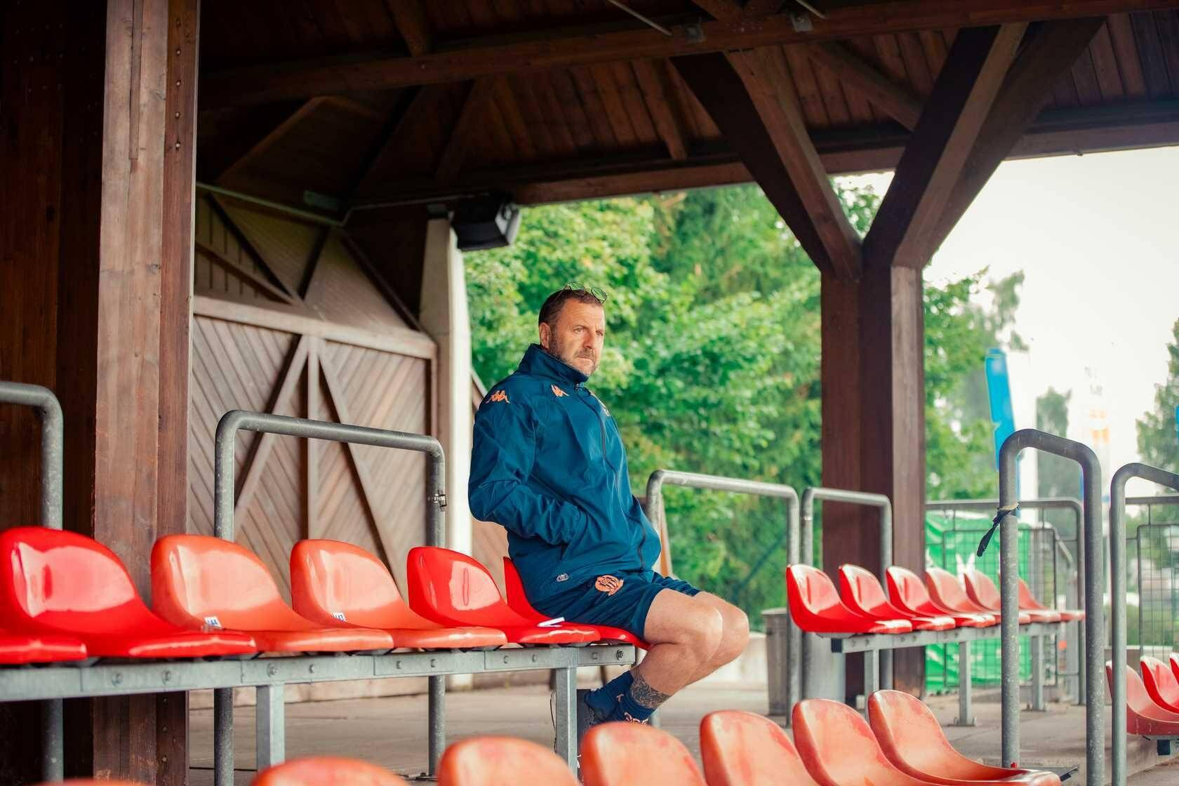 "Être à la lutte encore cette année": entretien avec le directeur sportif de l'OGC Nice Florian Maurice