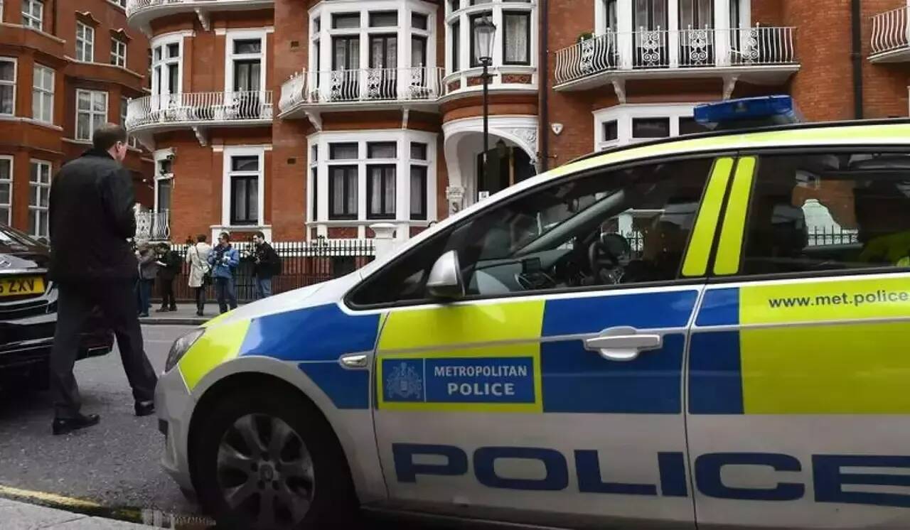 Inquiétudes sur les fouilles à nu de mineurs réalisées par la police au Royaume-Uni