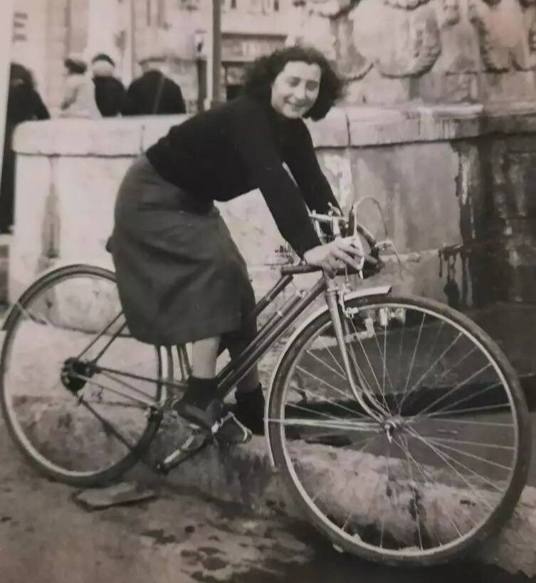 Gagnante d'une course cycliste en 1939 à Grasse, Marie Thérèse Luciano nous a quittés à l'âge de 105 ans