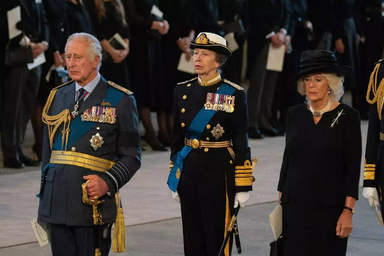 La princesse Anne, soeur du roi Charles III, est sorti de l'hôpital cinq jours après un incident avec un cheval