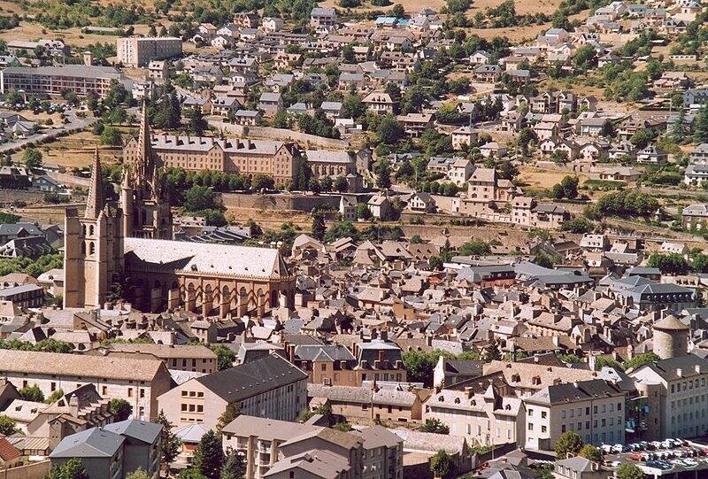 Deux hommes accusés d'avoir battu un octogénaire pour lui soutirer de l'argent: en Lozère, le procès d'un magot imaginaire et des "vies gâchées"