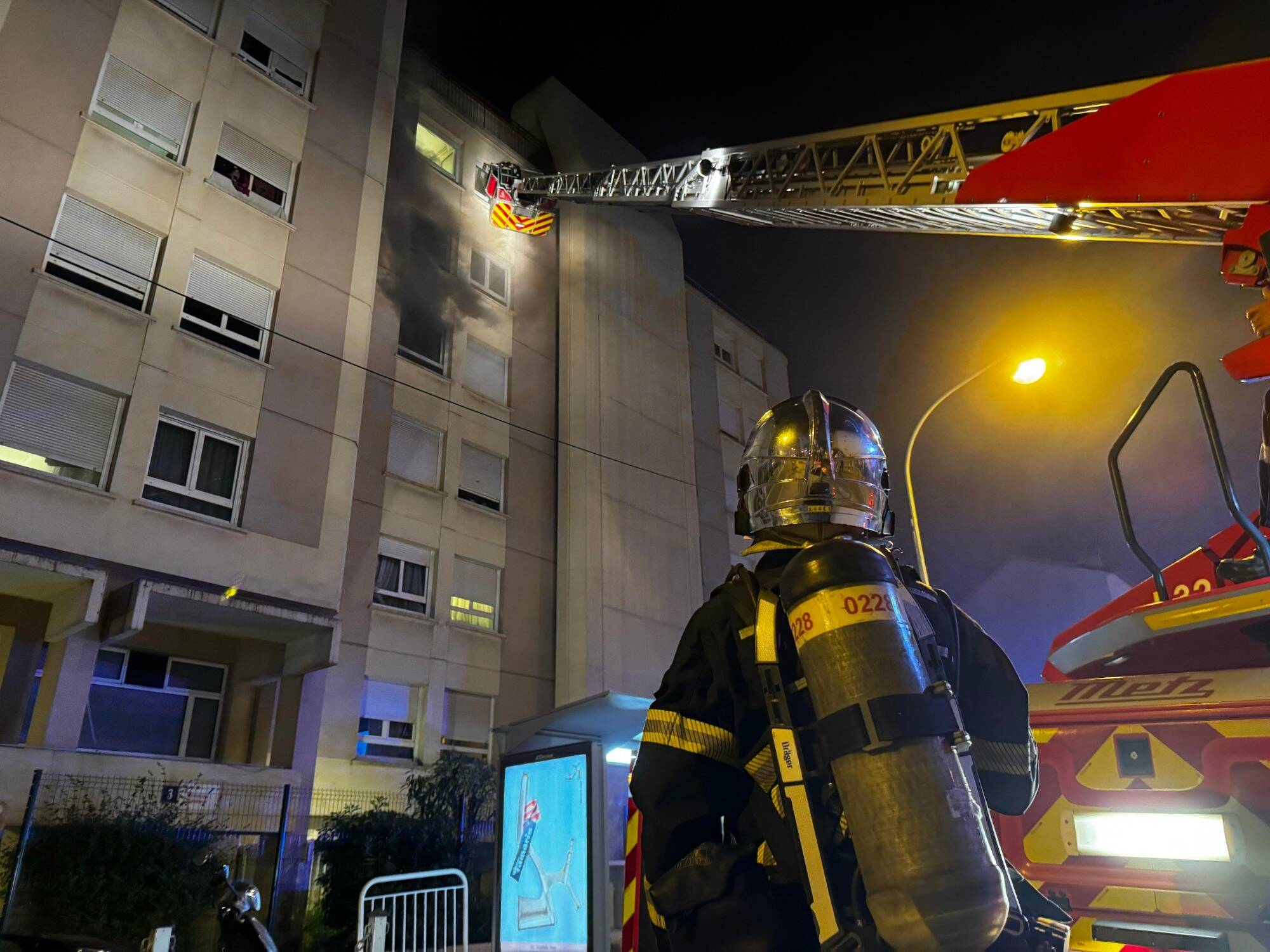 Un feu d'appartement mobilise trente pompiers à Nice ce dimanche soir
