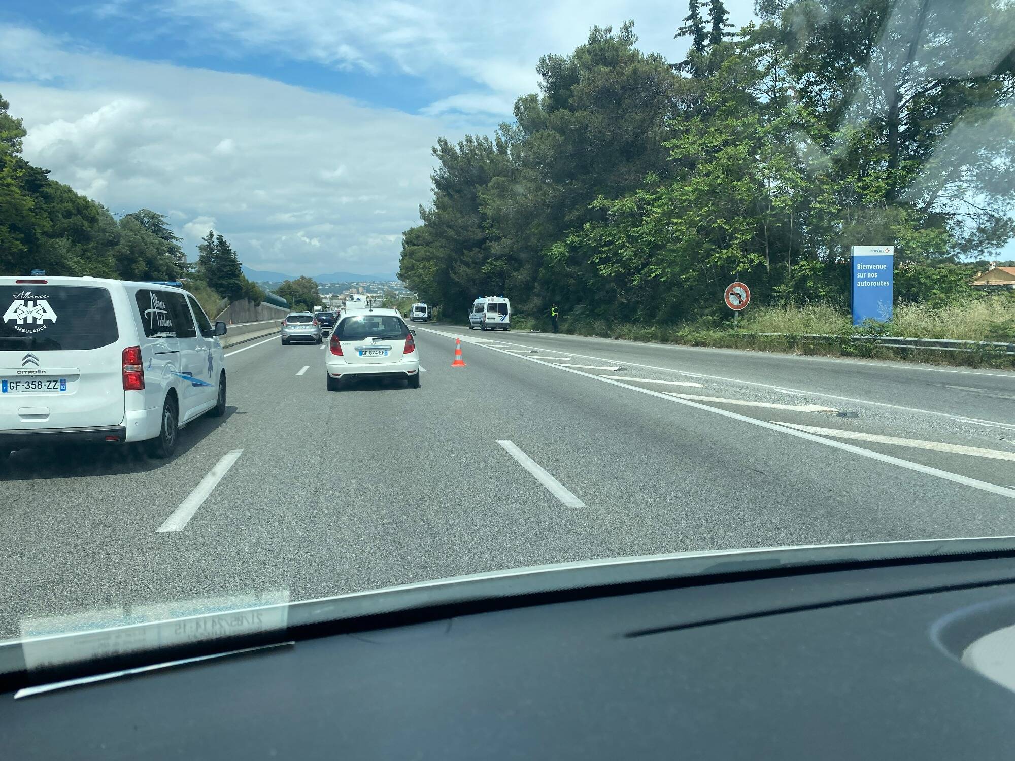 Ce que l'on sait sur la reconstitution judiciaire qui a paralysé l'A8 entre Cannes et Villeneuve-Loubet ce jeudi