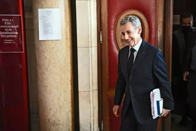 Affaire des écoutes: Nicolas Sarkozy se pourvoit en cassation, ce qui suspend "toutes les mesures" prononcées par la cour d'appel