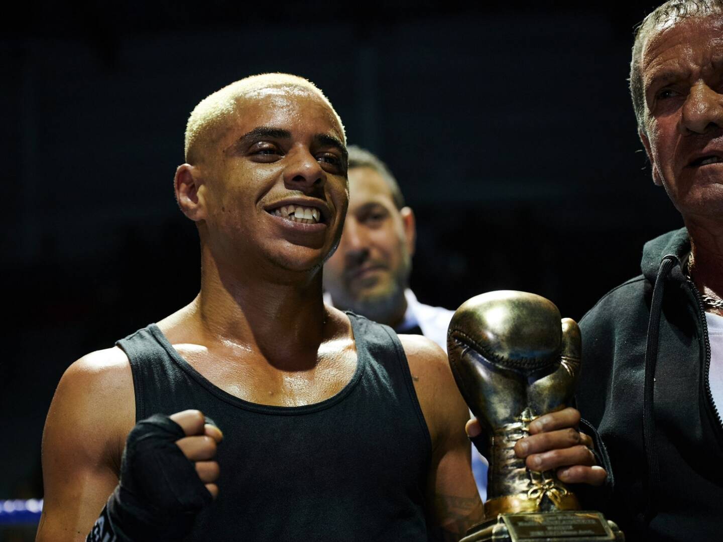 Maho Bah-Villemagne vient de réaliser une première en France et en Europe: être le premier homme transgenre à combattre en boxe anglaise chez les hommes.