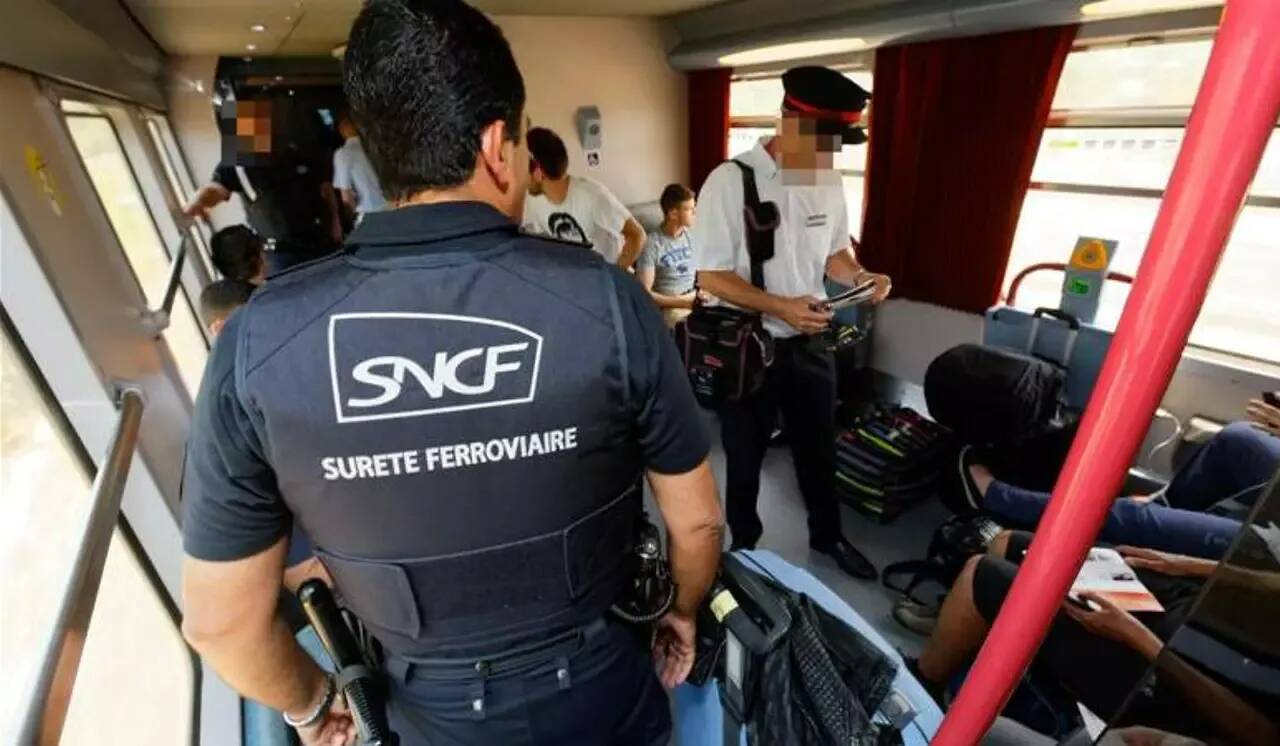 Un homme armé d'un hachoir s'en prend à des agents de la Sureté ferroviaire, ils le blessent par balles