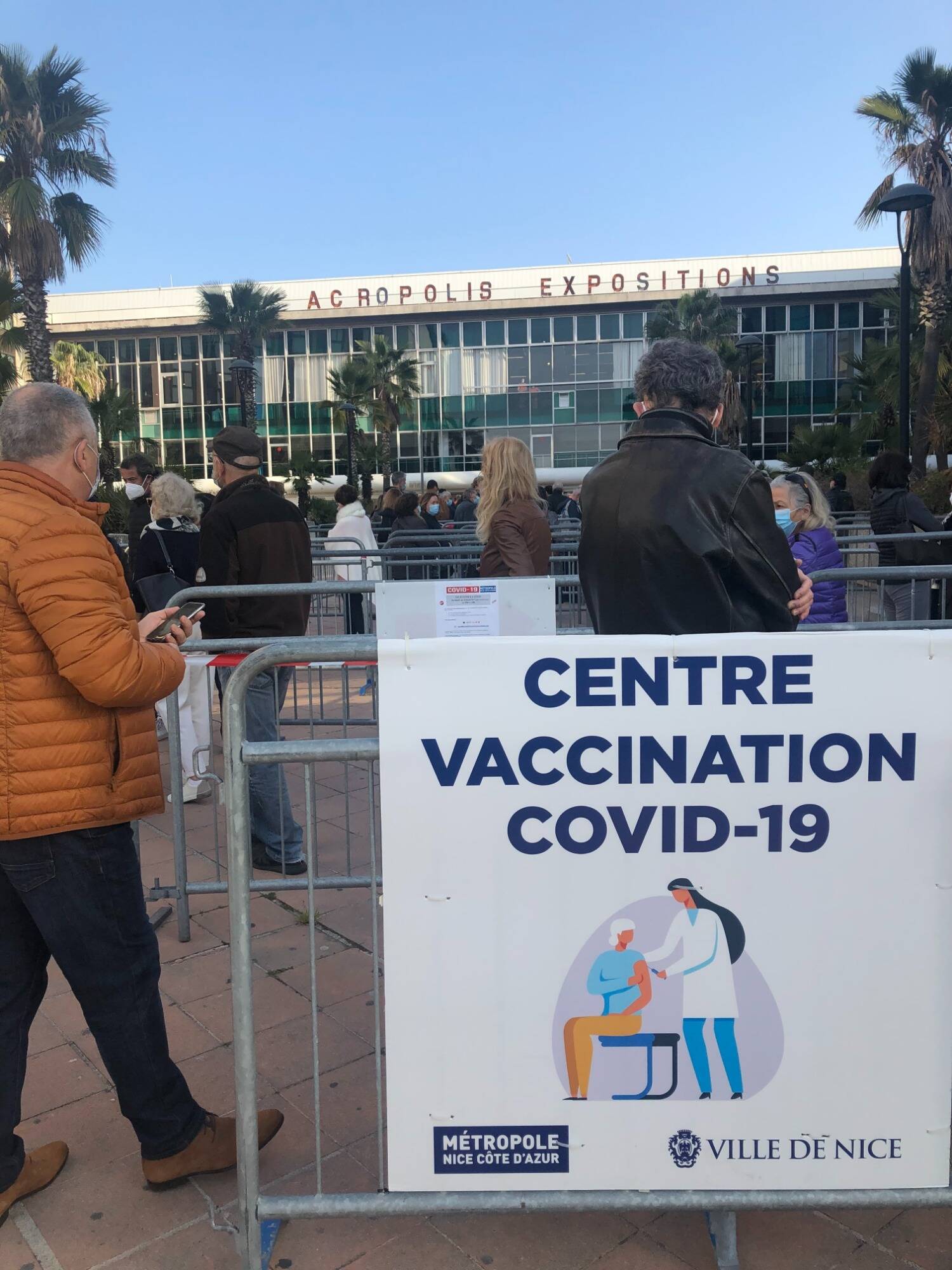 On sait combien a coûté le Covid en France, et ça se chiffre (évidemment) en milliards d'euros