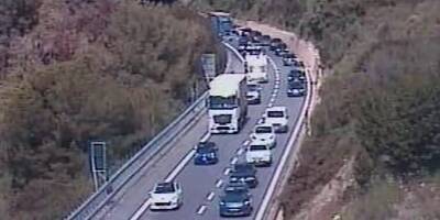 Déjà plusieurs kilomètres de bouchons: nouvelle journée de galère sur l'autoroute A8 en direction de l'Italie