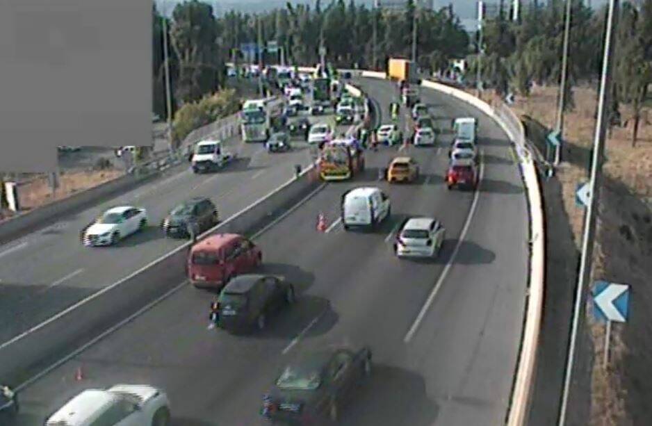 Un accident se produit sur l'autoroute A8, la circulation perturbée en direction de l'Italie