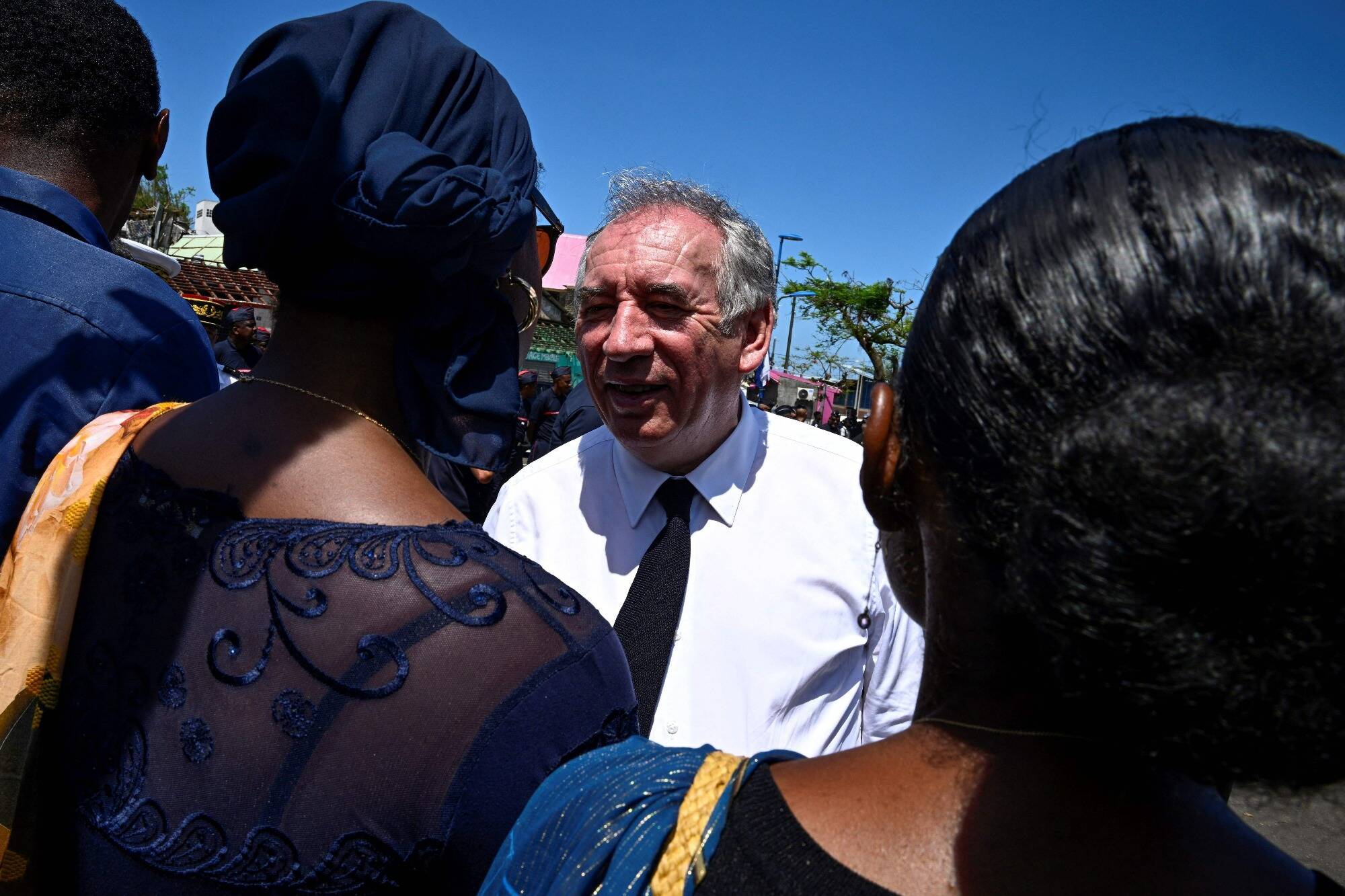 Cyclone Chido: après Mayotte, le Premier ministre François Bayrou achève son déplacement à La Réunion