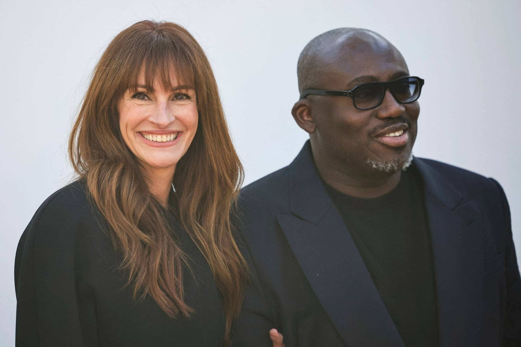 Julia Roberts, Kylie Jenner, Gigi Hadid, Emily Ratajkowski... Défilé de stars pour Jacquemus à Saint-Paul-de-Vence