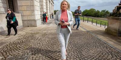 Qui est Michelle O'Neill, première républicaine à diriger le gouvernement d'Irlande du Nord?
