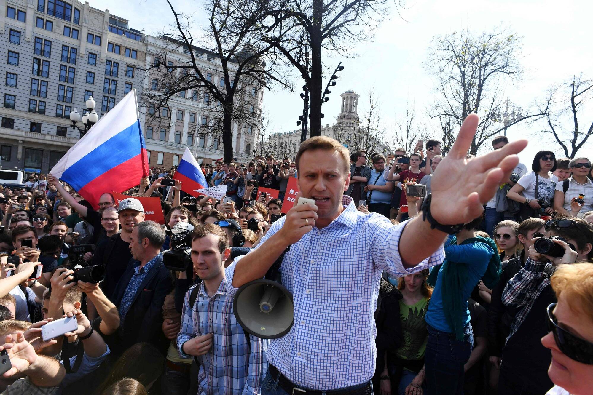 Manifestations, candidat de l'opposition, empoisonnement... Les dix dates à retenir du combat d'Alexeï Navalny contre Vladimir Poutine