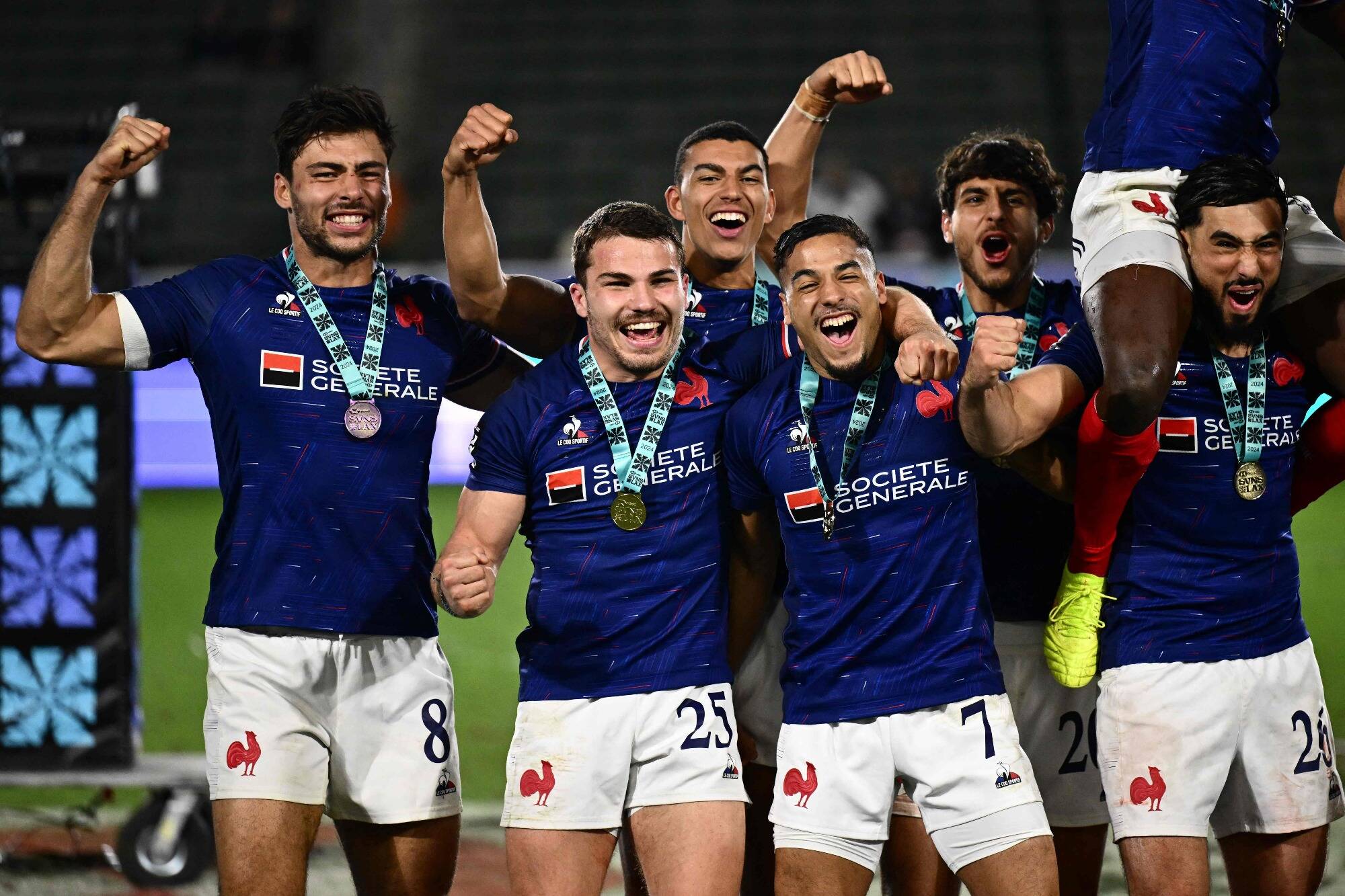 Rugby à VII: les Bleus d'Antoine Dupont triomphent à Los Angeles, l'objectif olympique est bien lancé