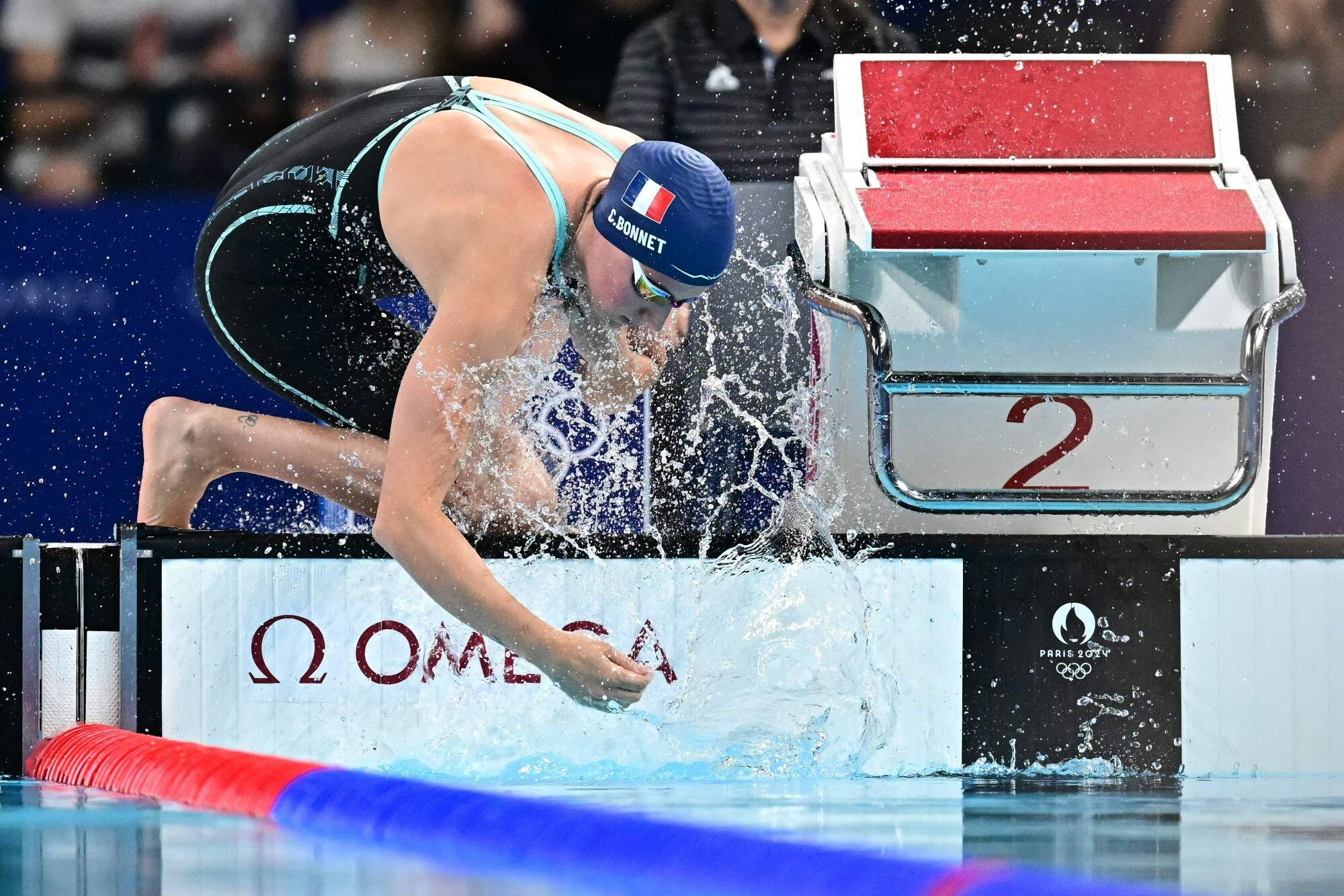 JO-2024: pour la dernière course individuelle de sa carrière, la Niçoise Charlotte Bonnet stoppée en demi-finales du 200 m 4 nages