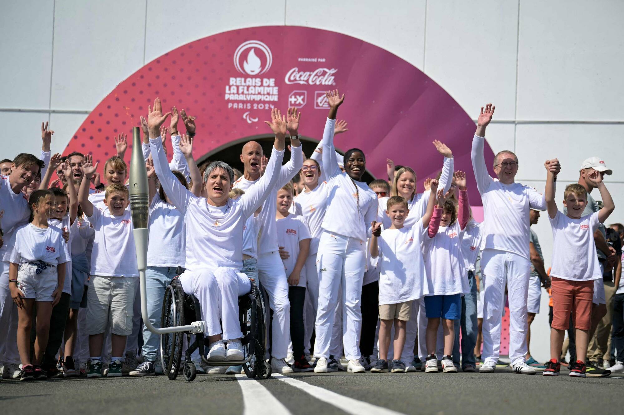 La flamme paralympique arrive en France par le Tunnel sous la Manche