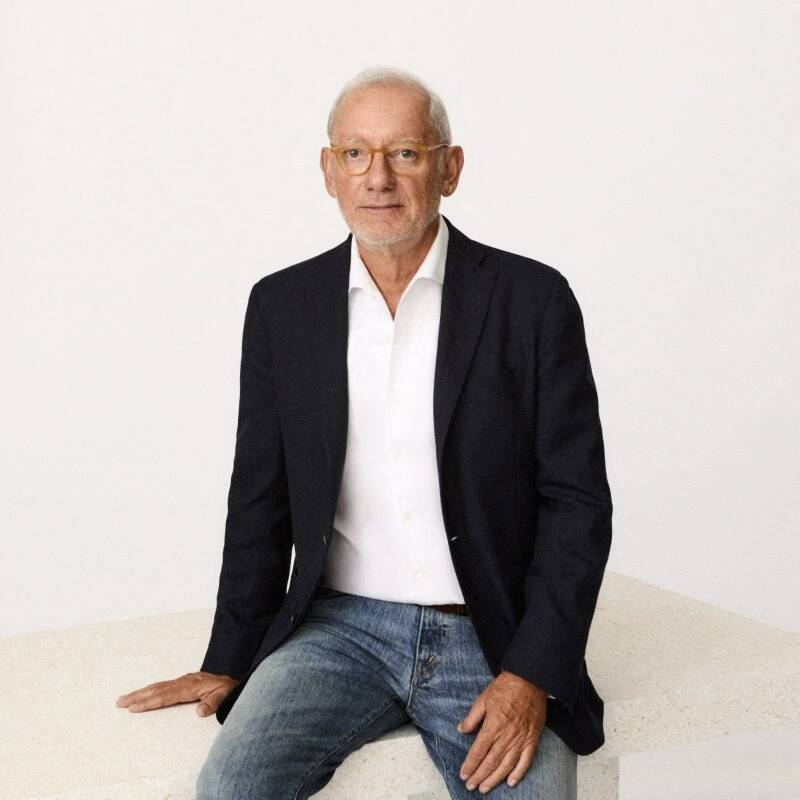 Jeune turc émigré en Espagne devenu milliardaire, qui était Isak Andic, le patron de Mango mort brutalement ce samedi