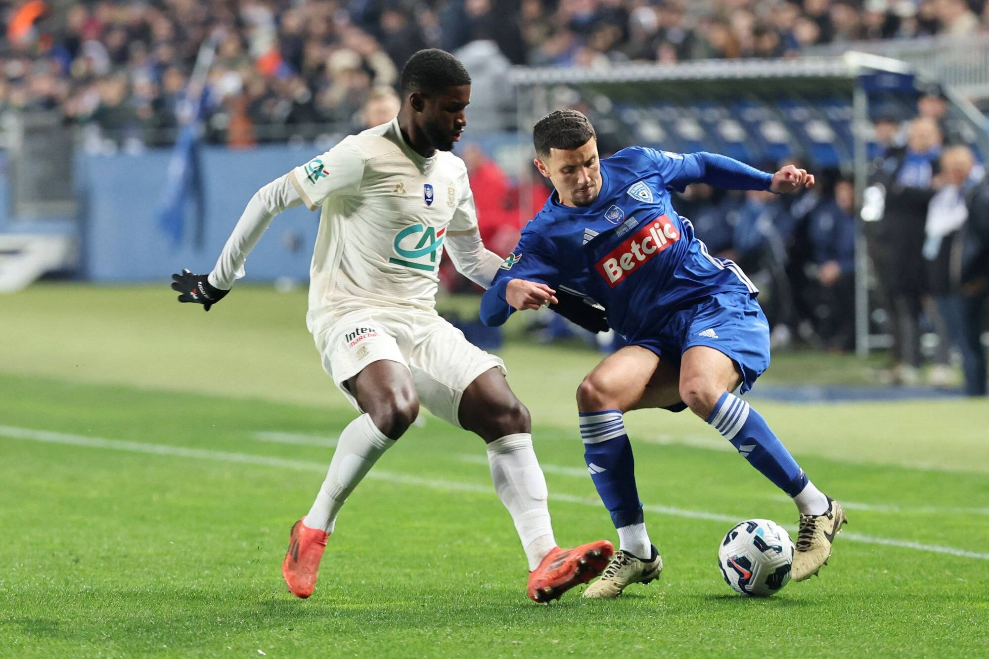 L'OGC Nice bat Bastia (L2) et se qualifie pour les huitièmes de finale de la Coupe de France