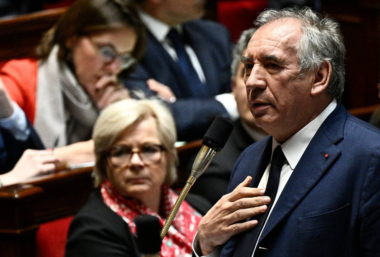 Ce mardi 18 février, François Bayrou était interrogé par les députés sur Notre-Dame-de-Bétharram, cet établissement catholique accusé d'avoir maltraité et violenté durant des années des élèves. 