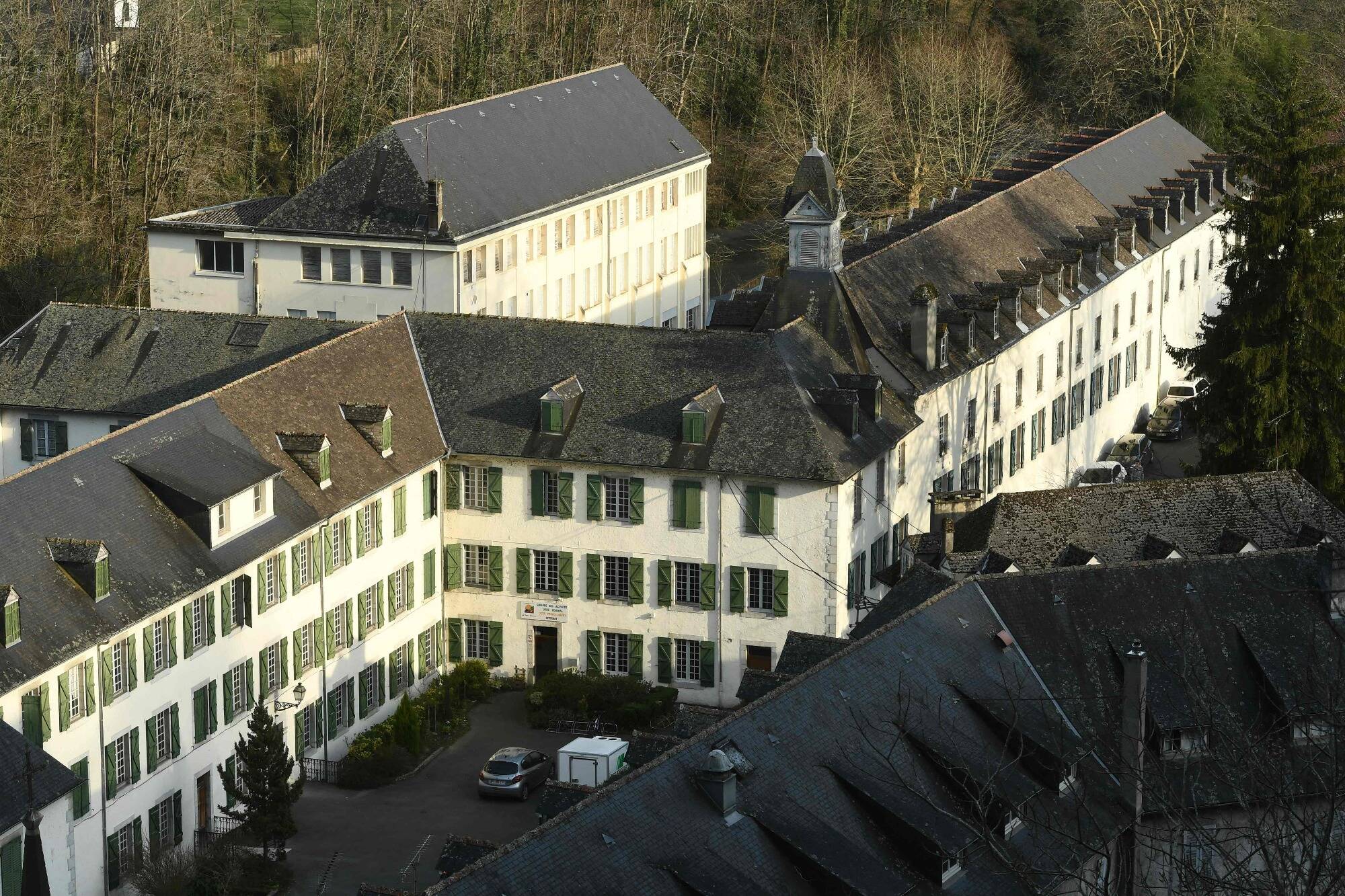 Après bétharram, une plainte déposée contre le surveillant 