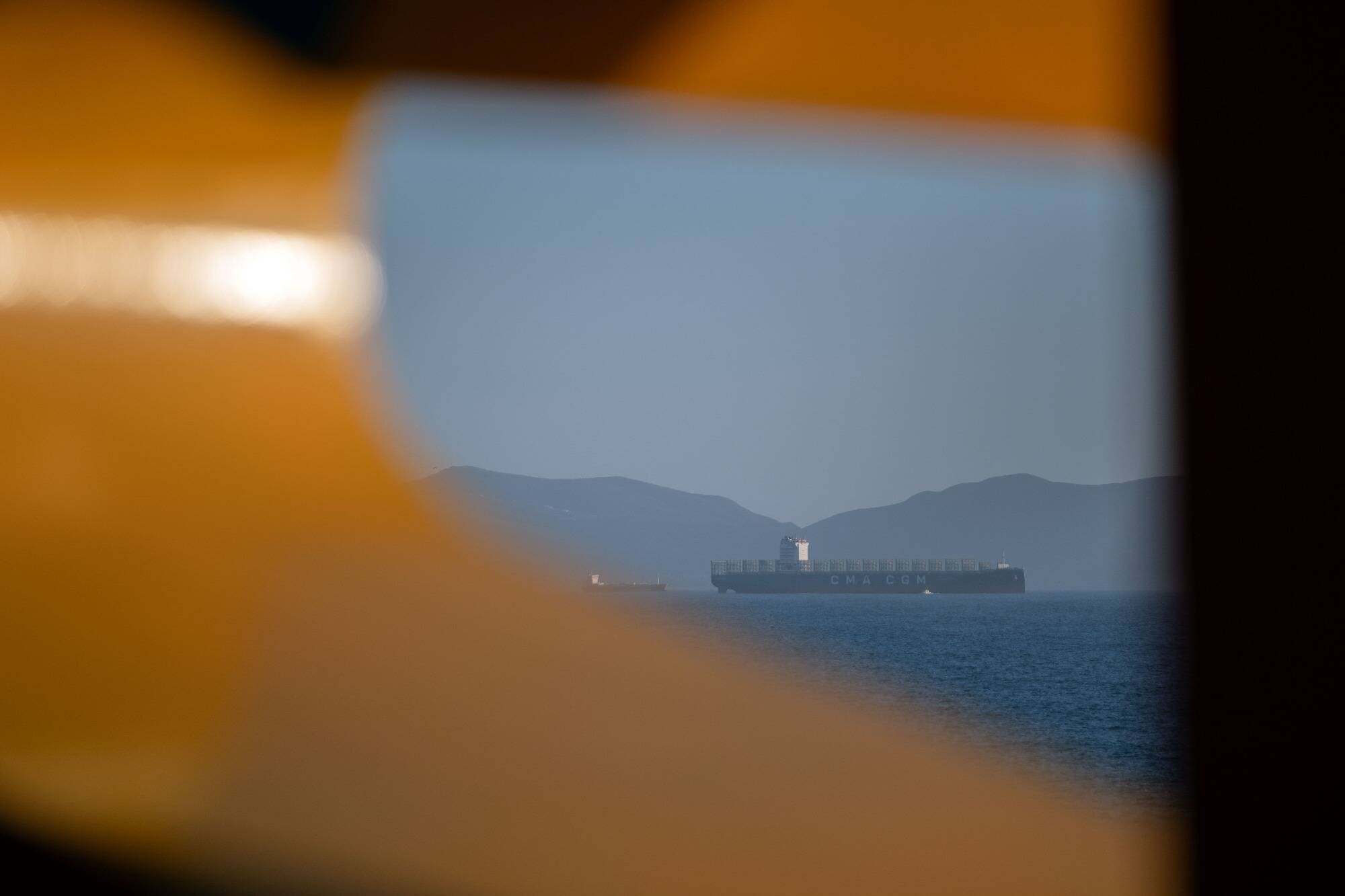 Trump annonce que l'armateur français CMA CGM va investir 20 milliards de dollars aux Etats-Unis