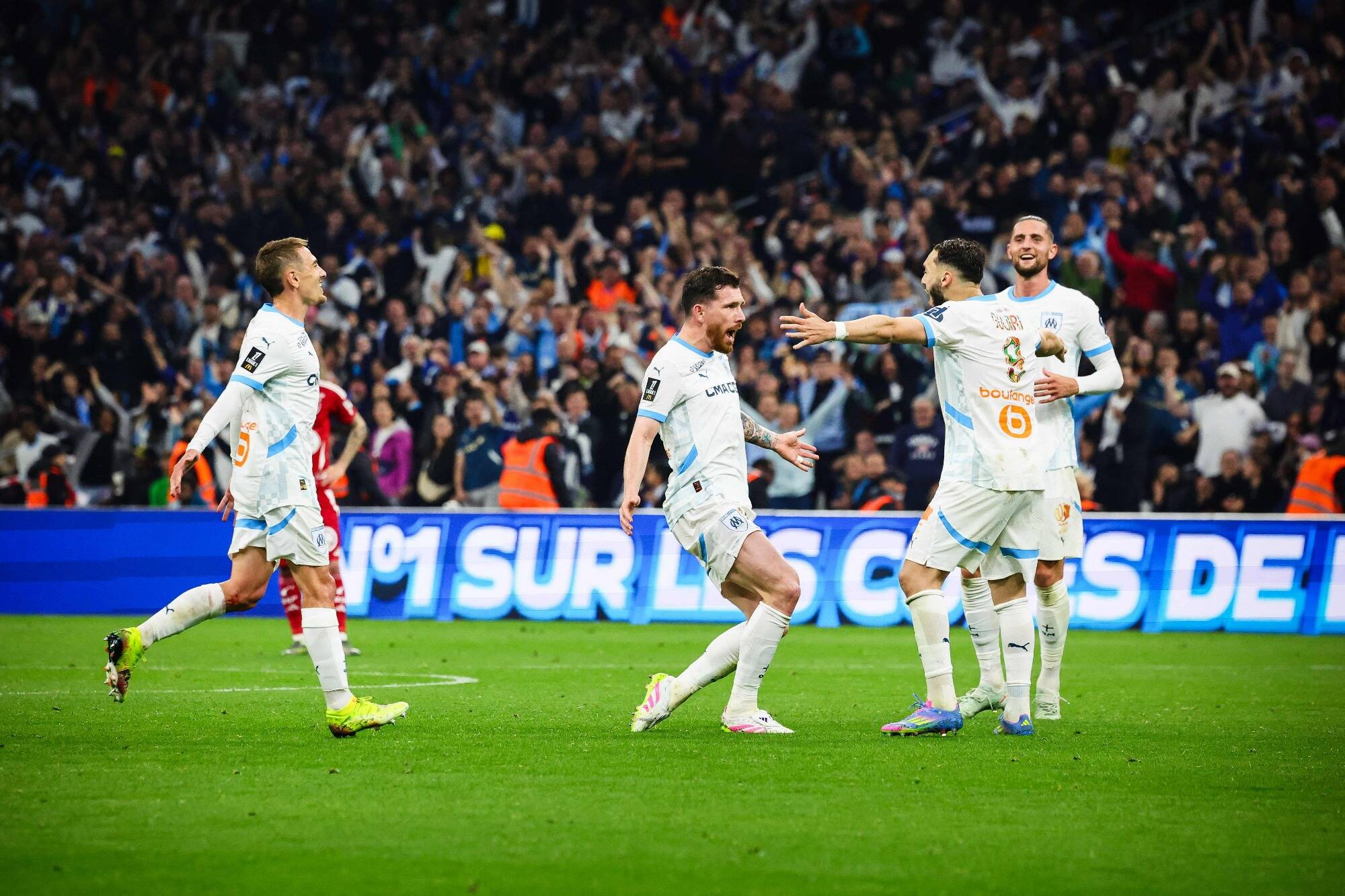 Marseille bat Brest 4-1 grâce à un triplé de Gouiri et reprend la 2e place de Ligue 1