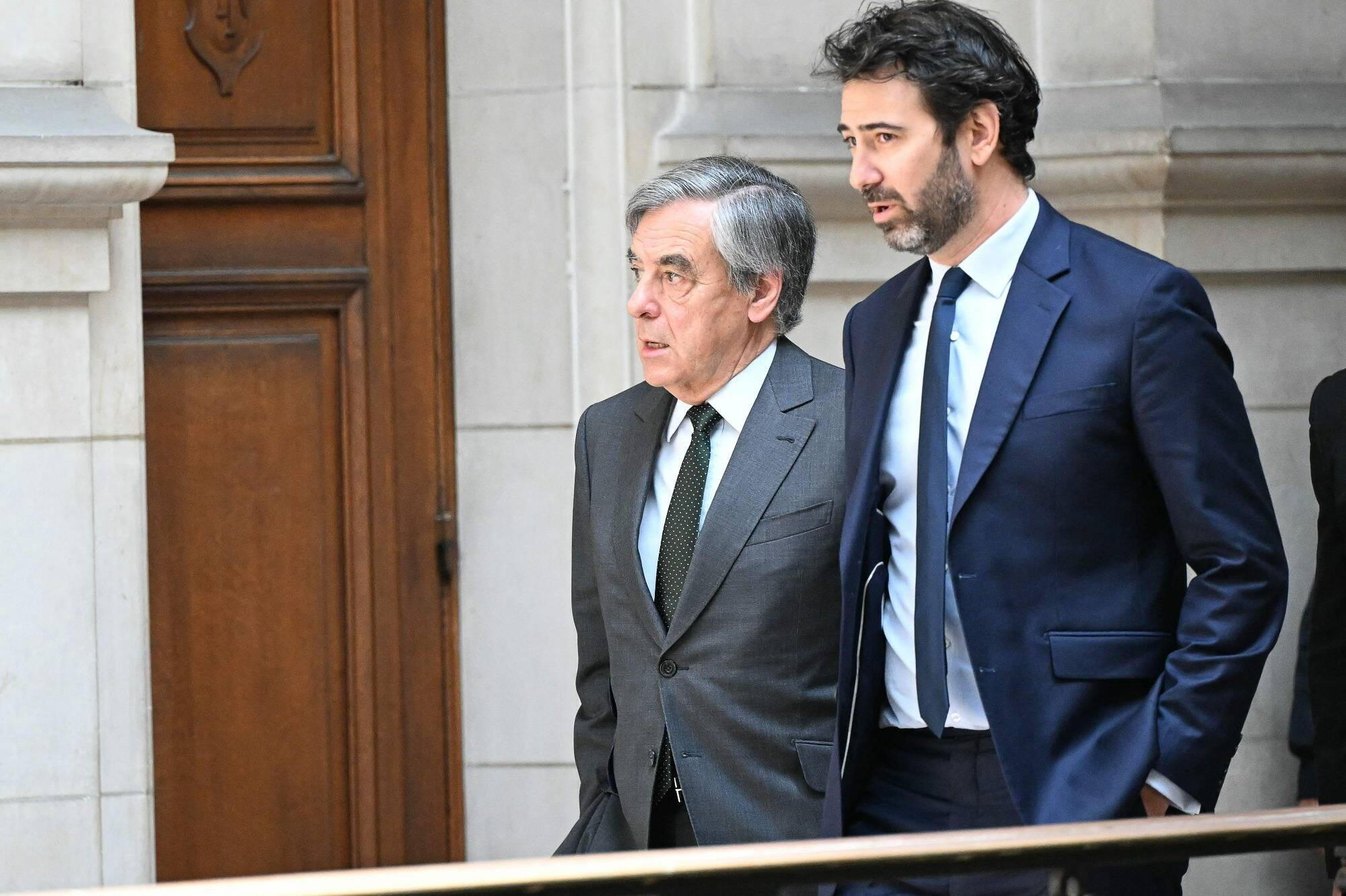 Prison avec sursis requise contre François Fillon dans l'affaire des emplois fictifs de son épouse