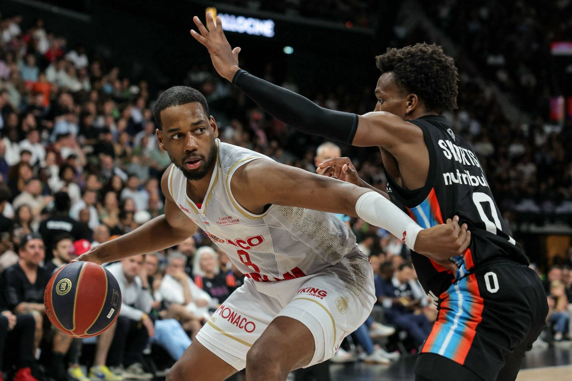 Monaco s'incline à Paris (99-93) et ne décrochera pas son troisième titre de champion de France