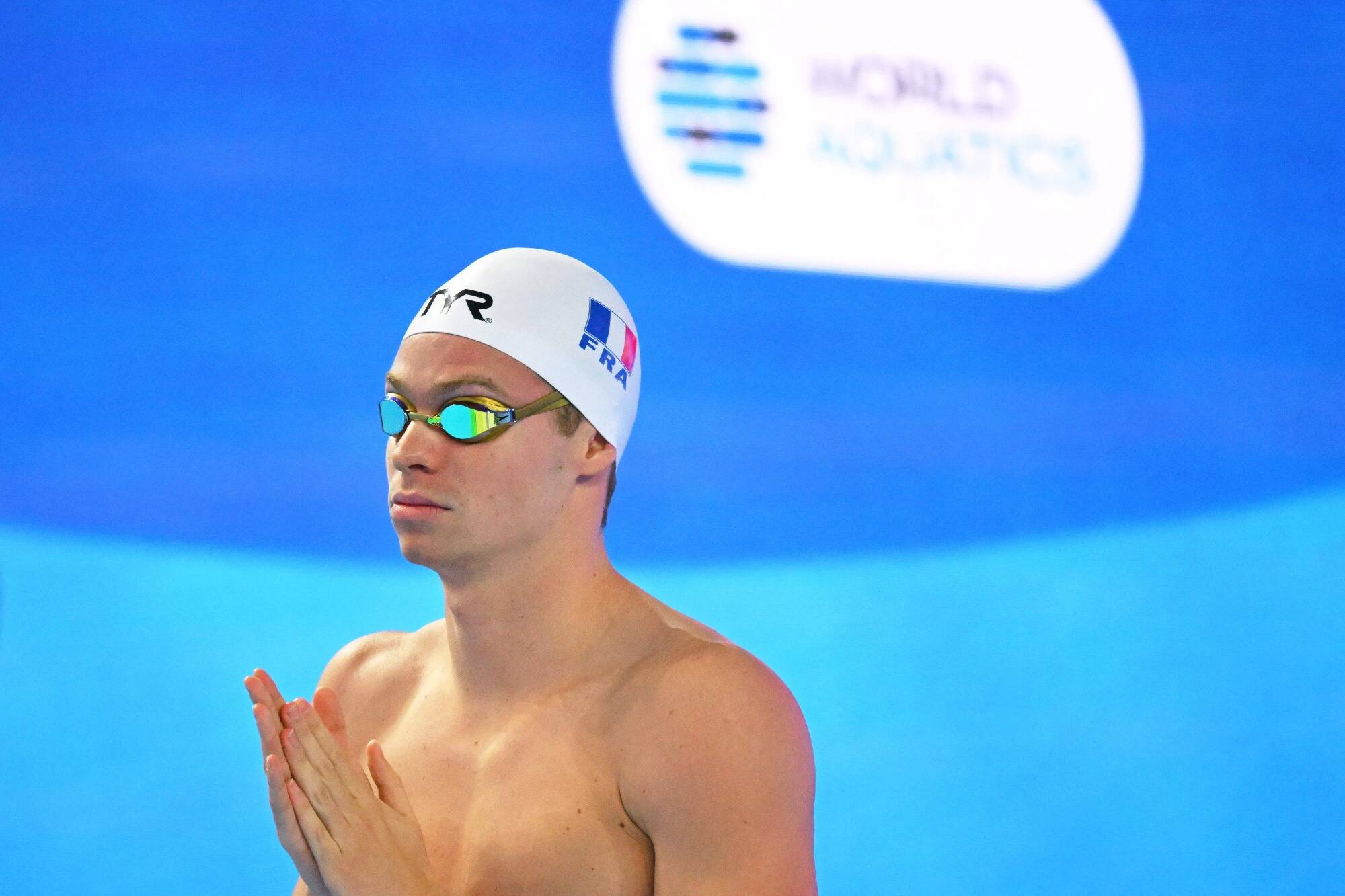"J'étais un peu dans le dur": Léon Marchand en petite forme sur 400 m quatre nages aux Mondiaux de natation