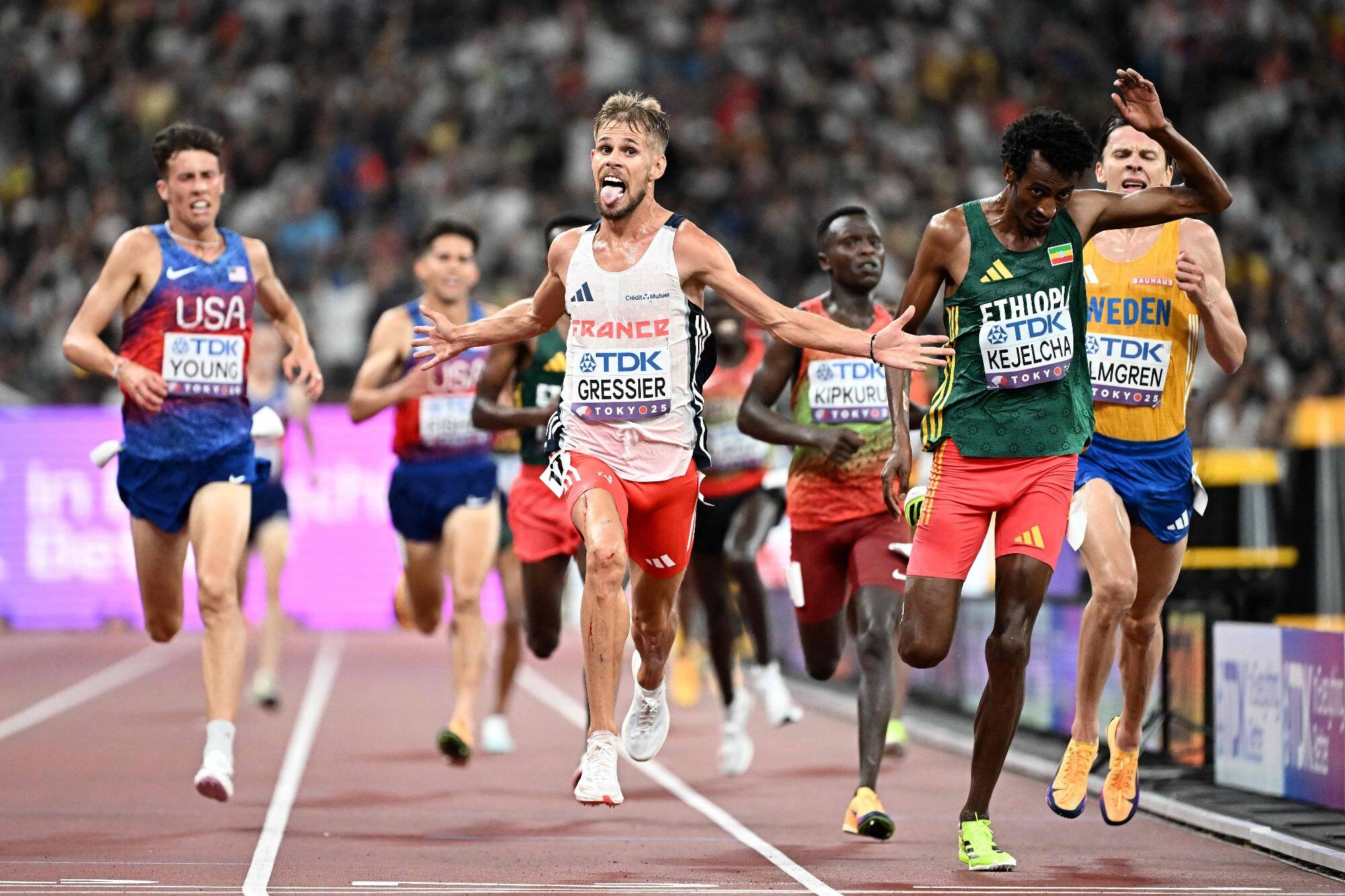 Le Français Jimmy Gressier crée la surprise en devenant champion du monde du 10.000m à Tokyo