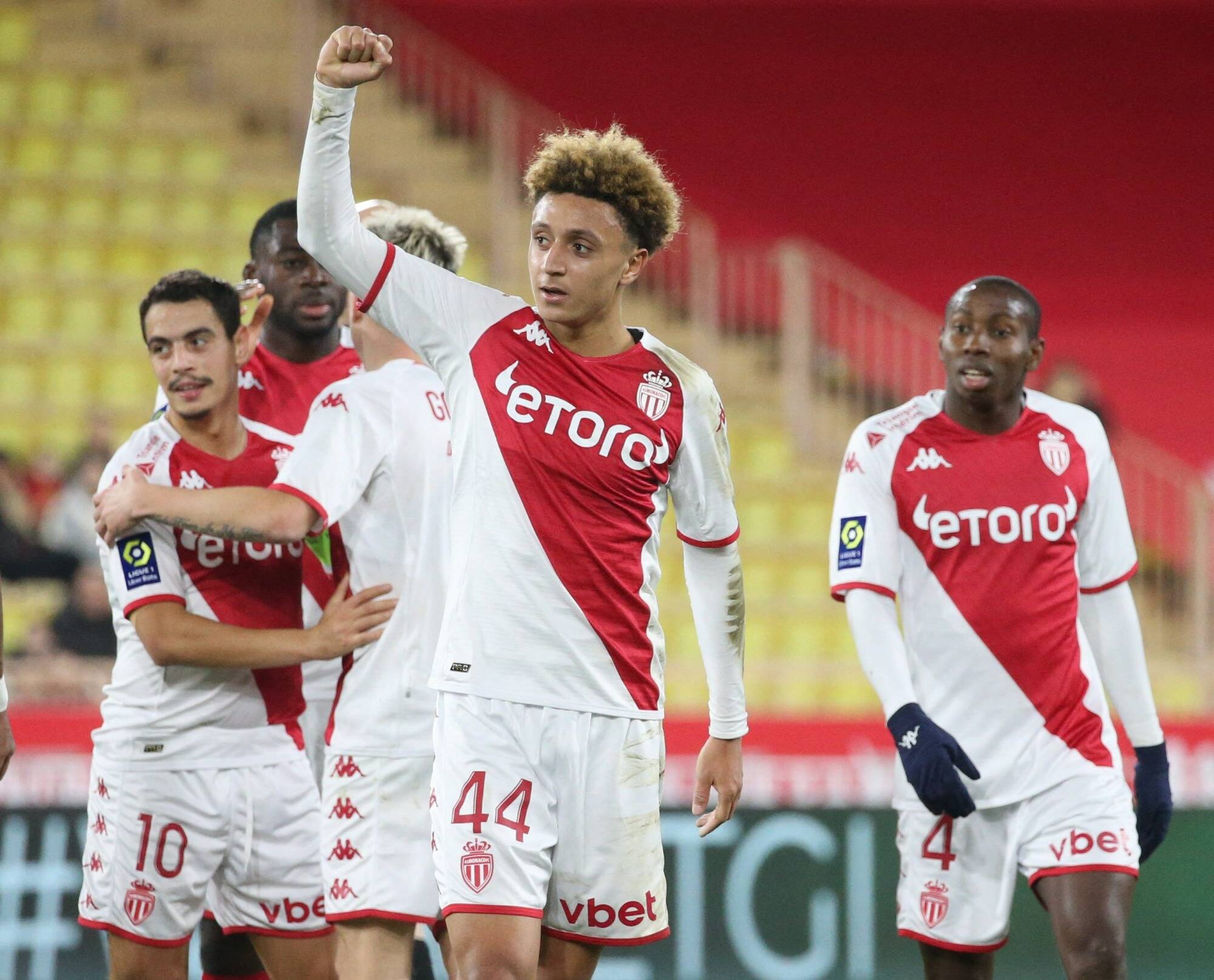L'AS Monaco s'est fait peur contre Auxerre, mais l'emporte 3-2