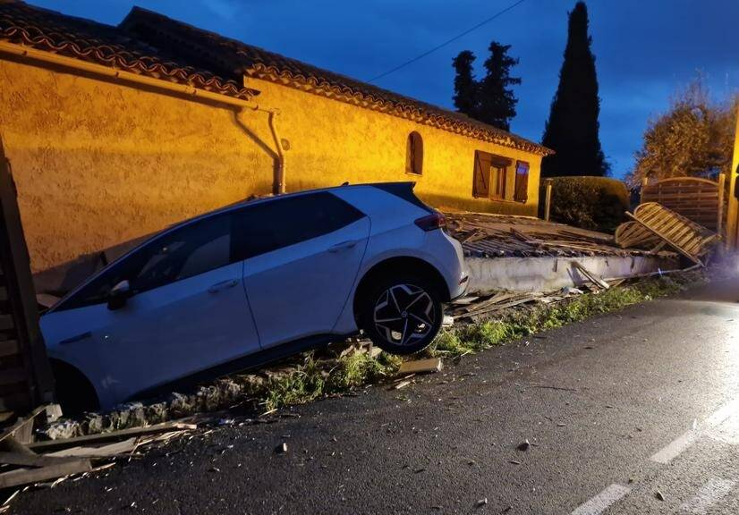 In Spéracèdes, a man loses control of his car and rushes into the gas box of a house… A dozen villas are evacuated and the road cut