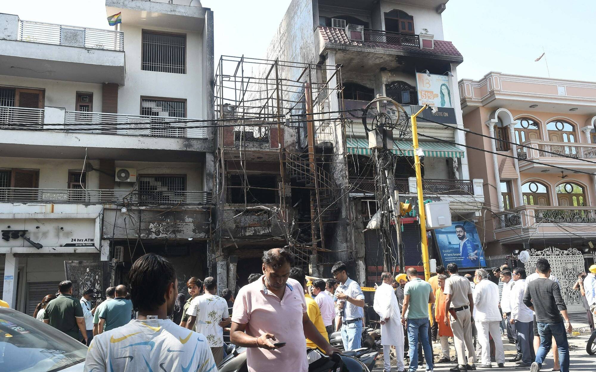 Le patron d'un hôpital arrêté après la mort de six bébés dans un incendie